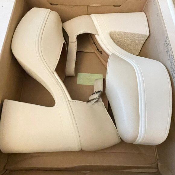 Free People Gwen Leather Mary Jane Platform Heels Shoes Sz 39 US 9 NEW - Picture 5 of 7